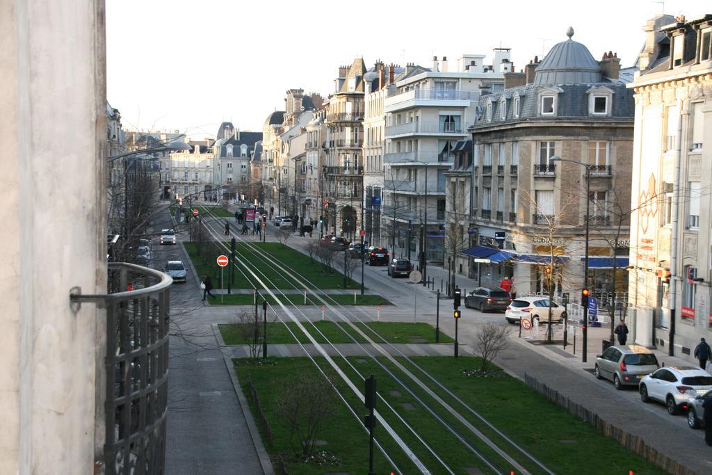 Les Berceaux De La Cathedrale Apartment Reims Exterior foto